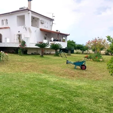Aethera Maisonette *